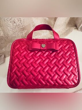 Betsey Johnson Quilted Cosmetic Bag in Hot Pink
